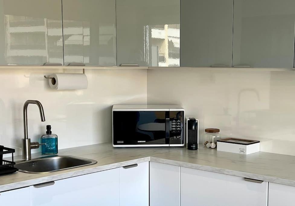 New With Swimming Pool * Beaulieu-sur-Mer